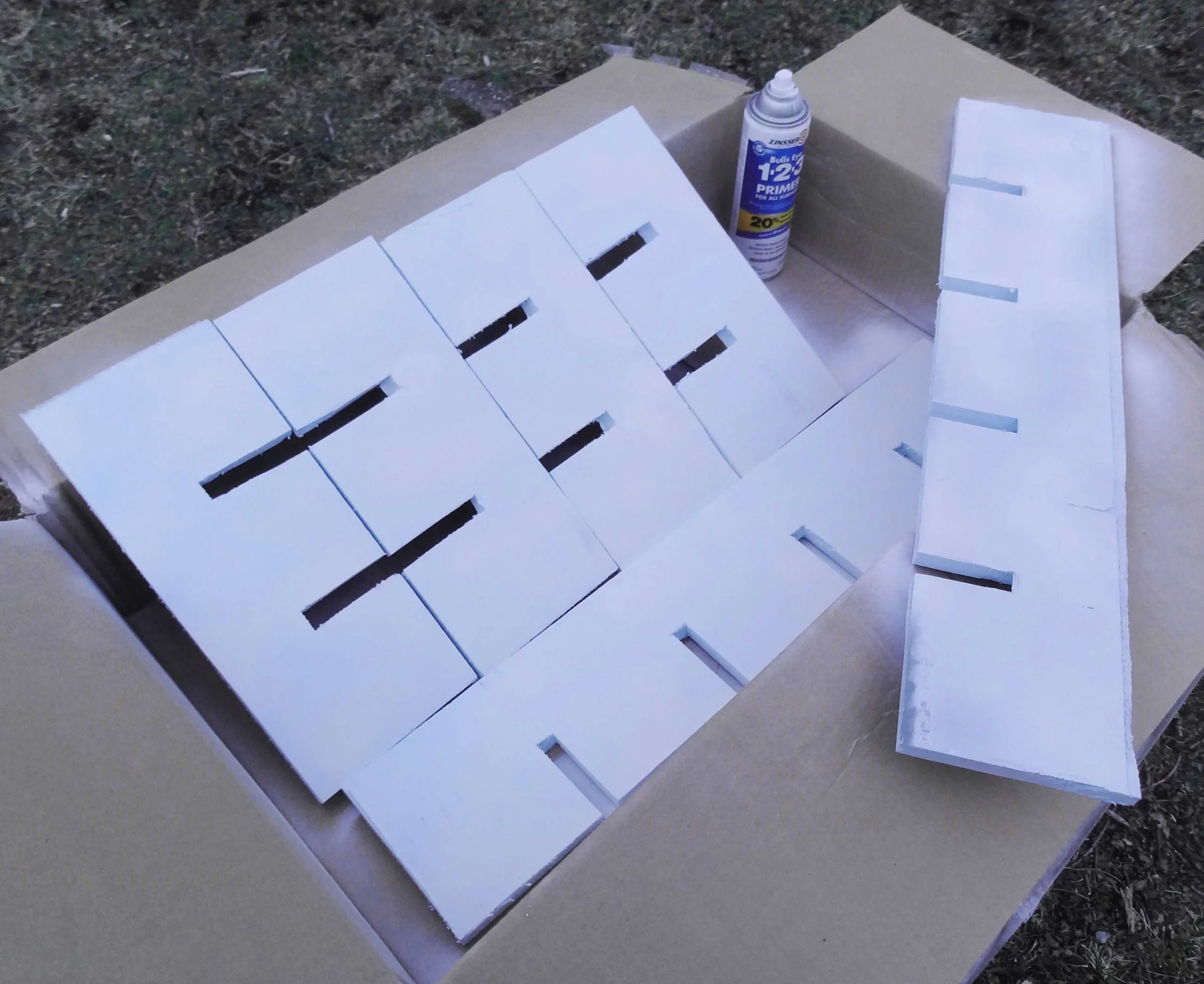 Painting your homemade Drawer Dividers -Hawk-Hill.com