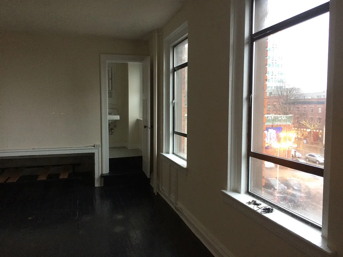 empty seattle apartment before move-in