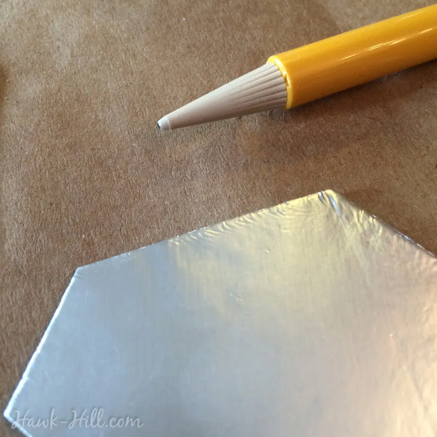 how to make custom shaped metal accents with aluminum foil 15