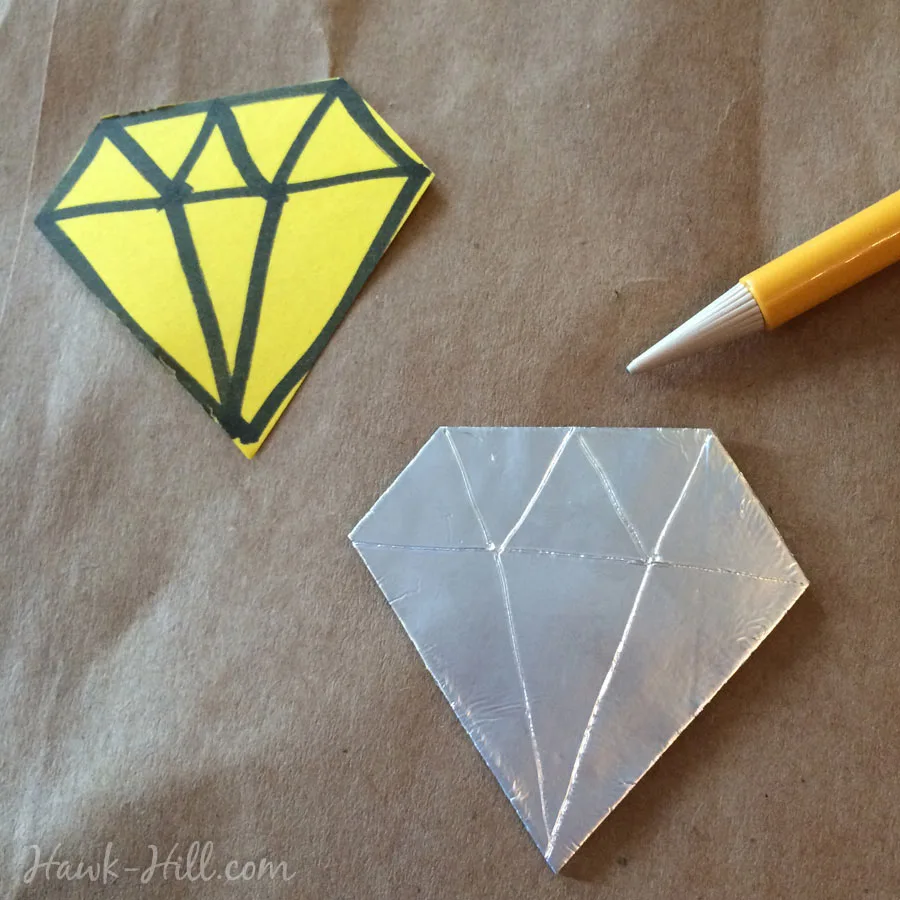 how to make custom shaped metal accents with aluminum foil 16