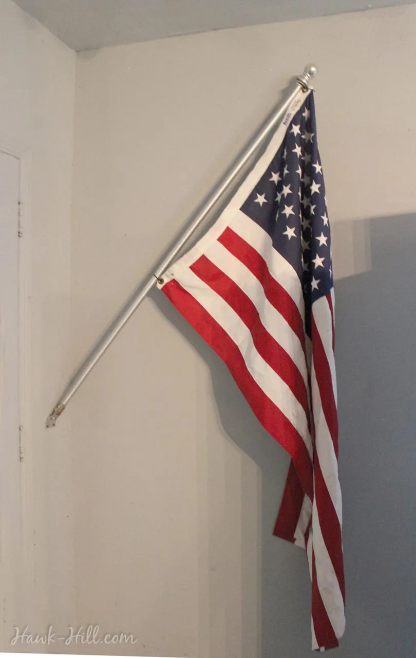 easy winter flag storage