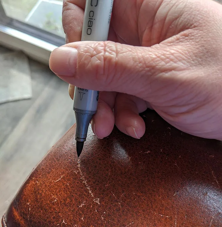 Scratches On A Leather Chair Or Sofa, Can Scratched Leather Be Repaired