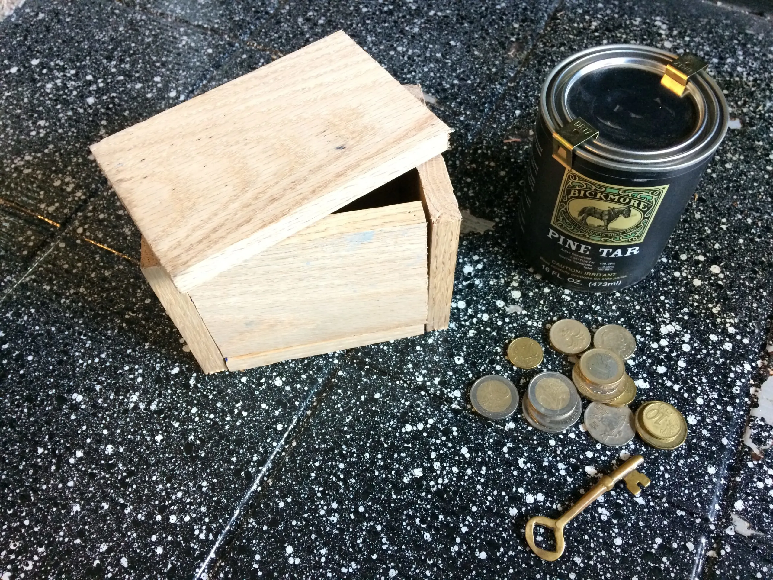 Materials to make a treasure chest