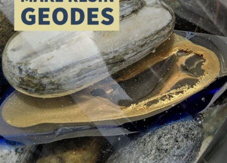How to make geode likeart using acrylic paint and resin - a new method for jewelry and art