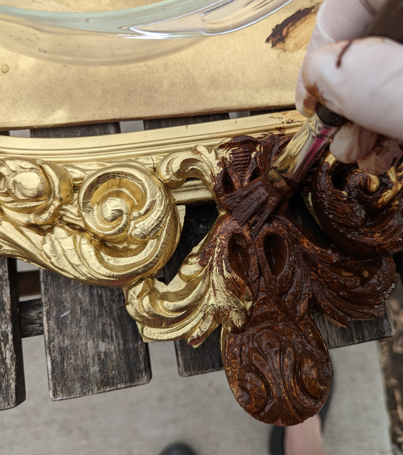 DIY My Method for Painting an Antique Gold Patina Finish on Frames