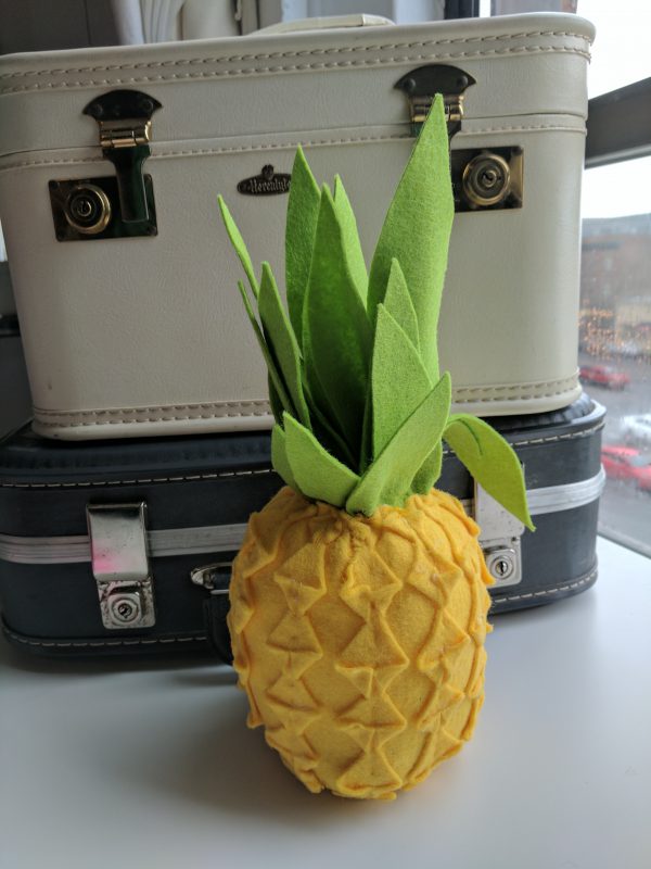 felt pineapple tutorial