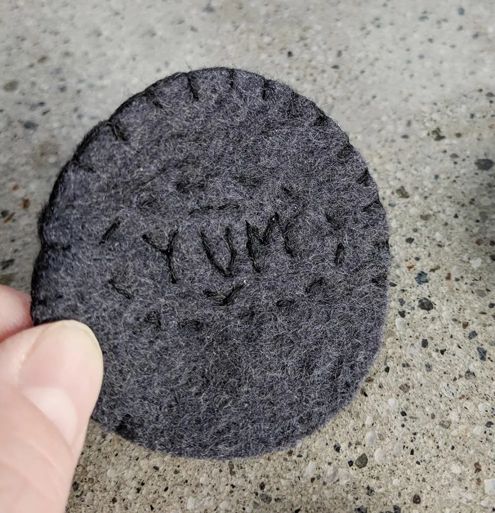 how to make a felt oreo cookie toy